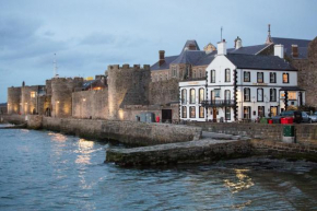  Anglesey Arms  Кэрнарфон
